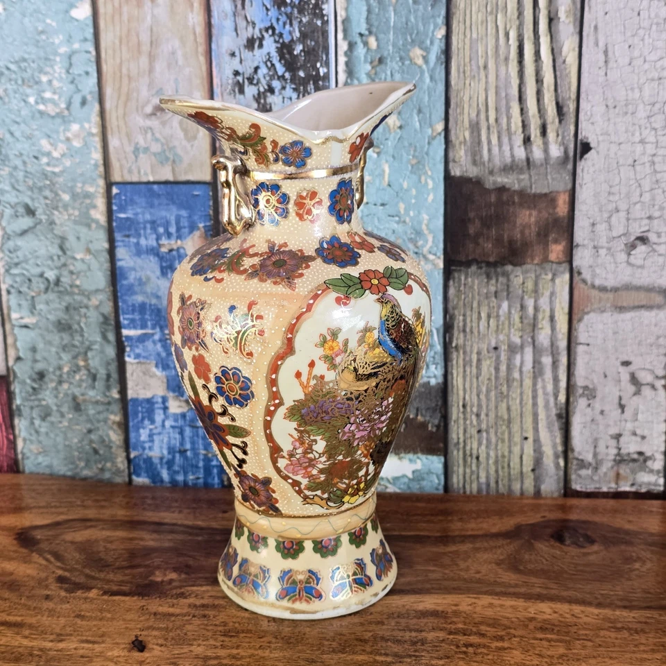 Rare Vintage Chinese Satsuma Vase Hand Painted Jingdezhen 20th Century  - Image 4 of 4