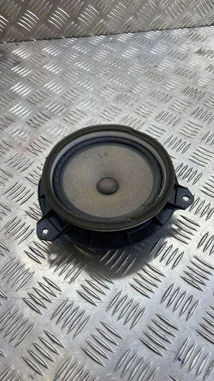 TOYOTA COROLLA Verso E12 Haut-parleur Sonore de Porte Avant Droite 31822523 - Photo 1/1