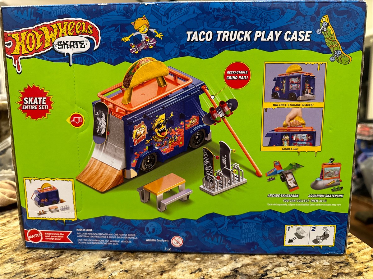 Hot Wheels Skate Tony Hawk Taco Truck Play Case with Exclusive
