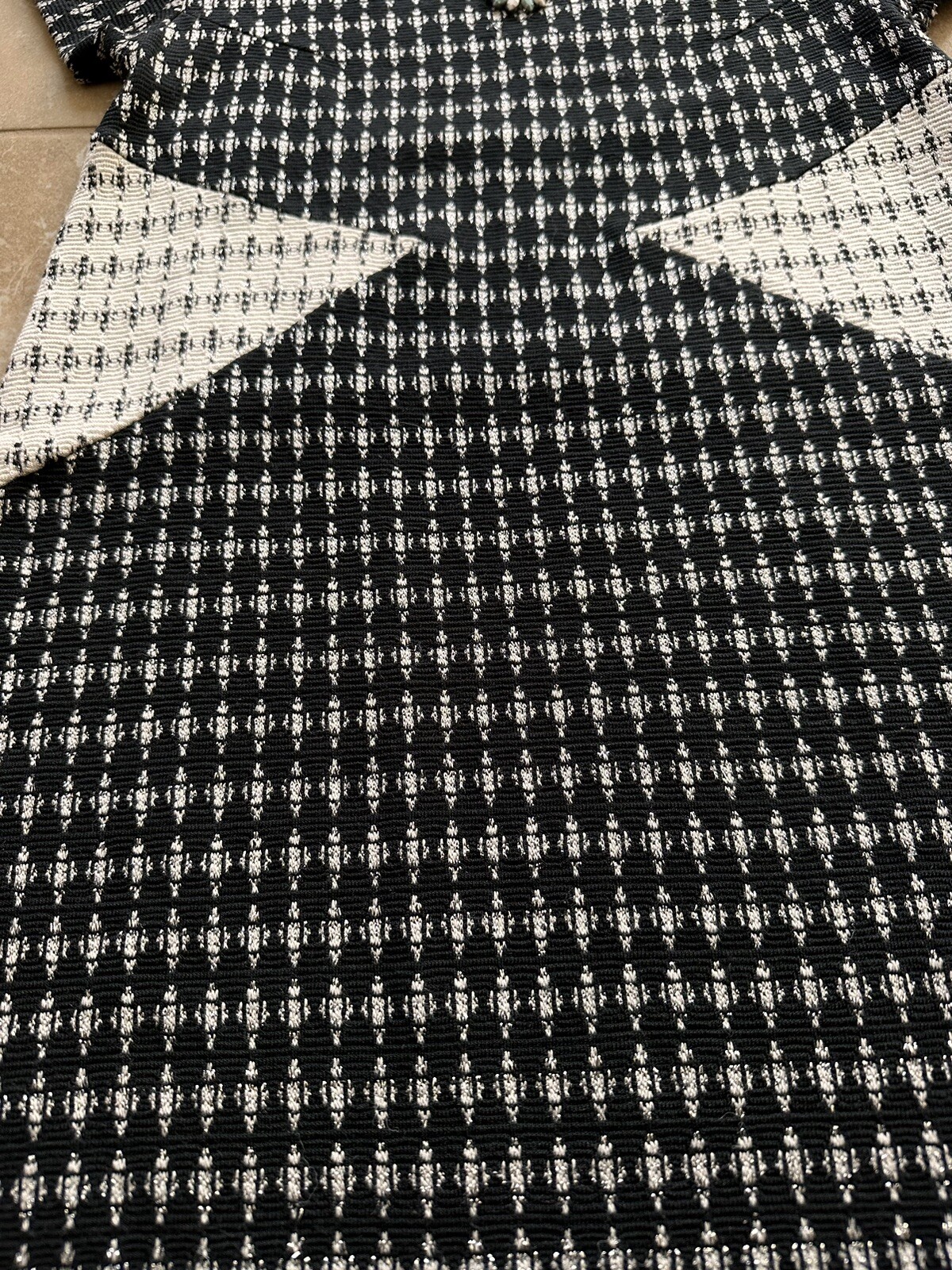 Picture 2 of 6
