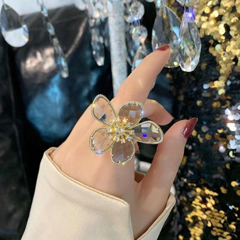 Big cocktail shop rings