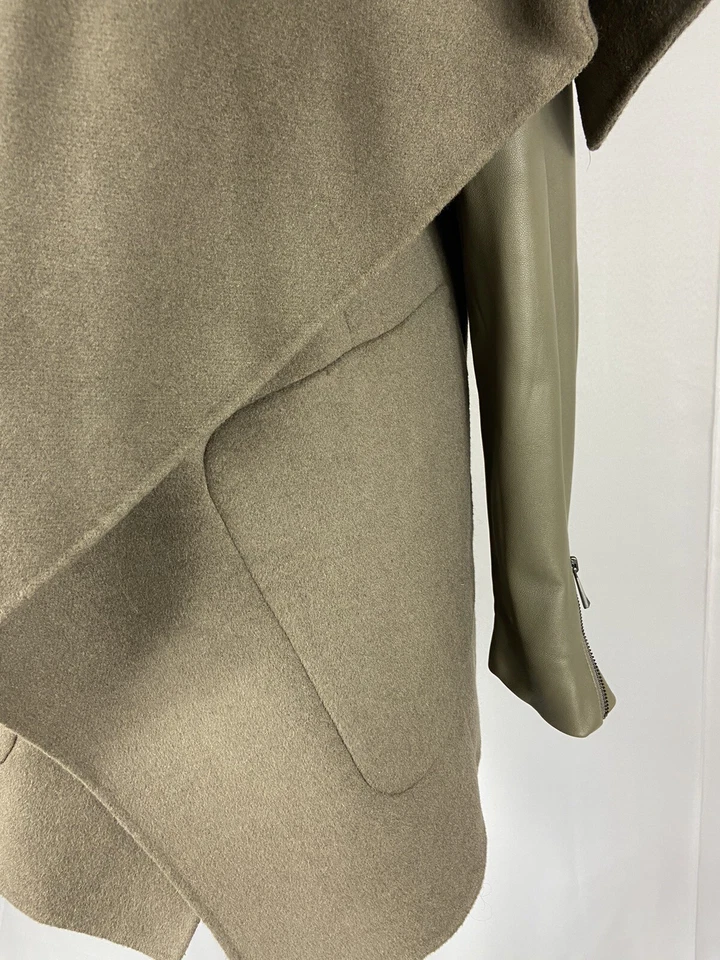 BCBG MAXAZRIA Size Large Wool Green Faux leather Detail Blazer Jacket - Image 3 of 4