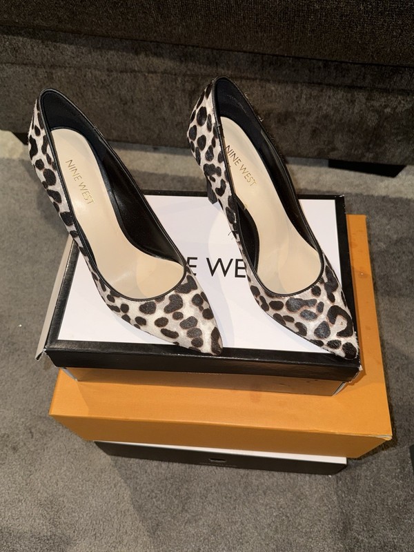 Nine West Animal Print Faux Suede Pointed Toe Stiletto Pumps Slip-On Women's 7.5