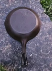 1930s Wagner Ware Cast Iron Chef Skillet. Perfectly Smooth. Sits Flat. Seasoned