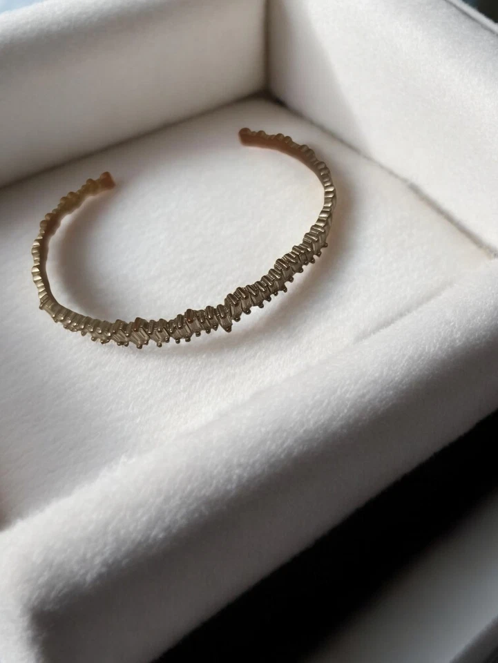 Bracelet jonc fantaisie vintage doré, bijou rétro ancien texturé - Photo 1/1