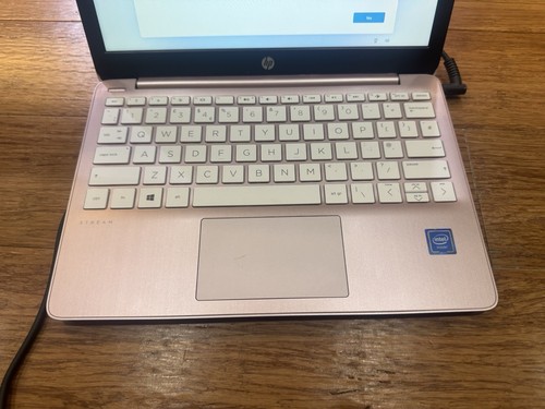 HP 11-Ak0514sa Stream With Charger 11-Ak0514sa Intel Celeron N4020 4GB 64gb SSD - Picture 2 of 11