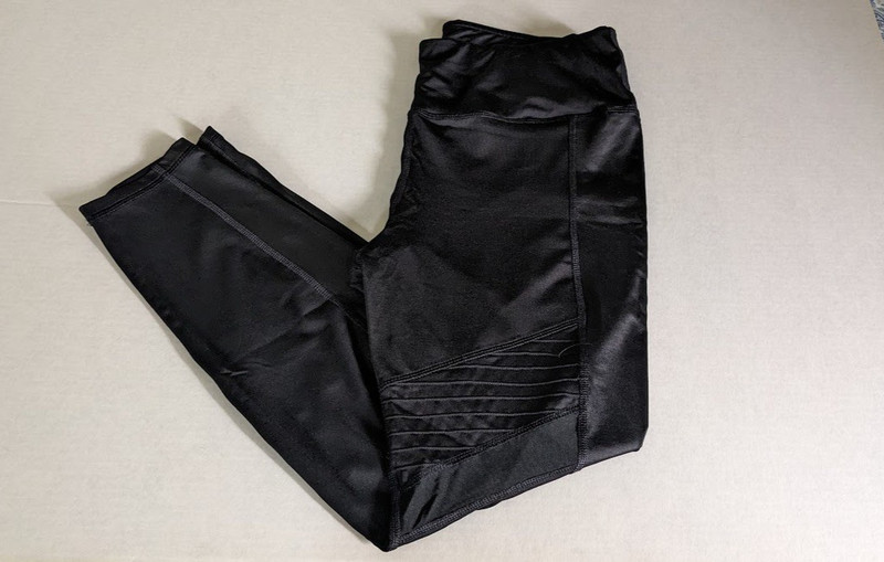 Danskin SIZE LARGE Black Women's Work-out Pants