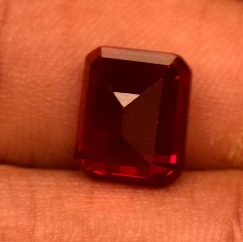 Mozambique Red Ruby Emerald Cut 6.80 Ct Loose Gemstone Lab-Created - Picture 6 of 6