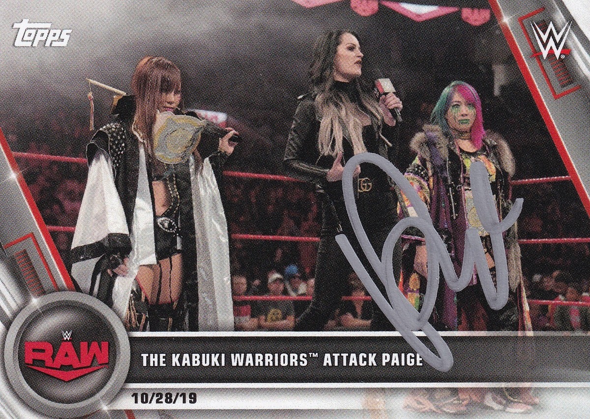 PAIGE SIGNED AUTO'D 2020 TOPPS WWE WOMEN'S DIVISION CARD #99