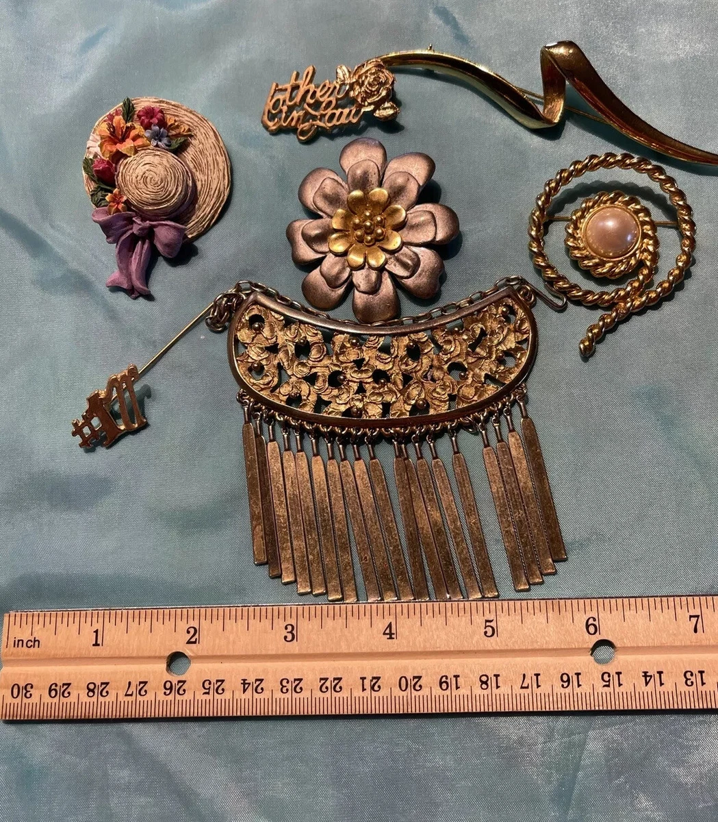 Vintage Crafting Jewelry  Lot Parts Repair Harvest Art  CRF1-14