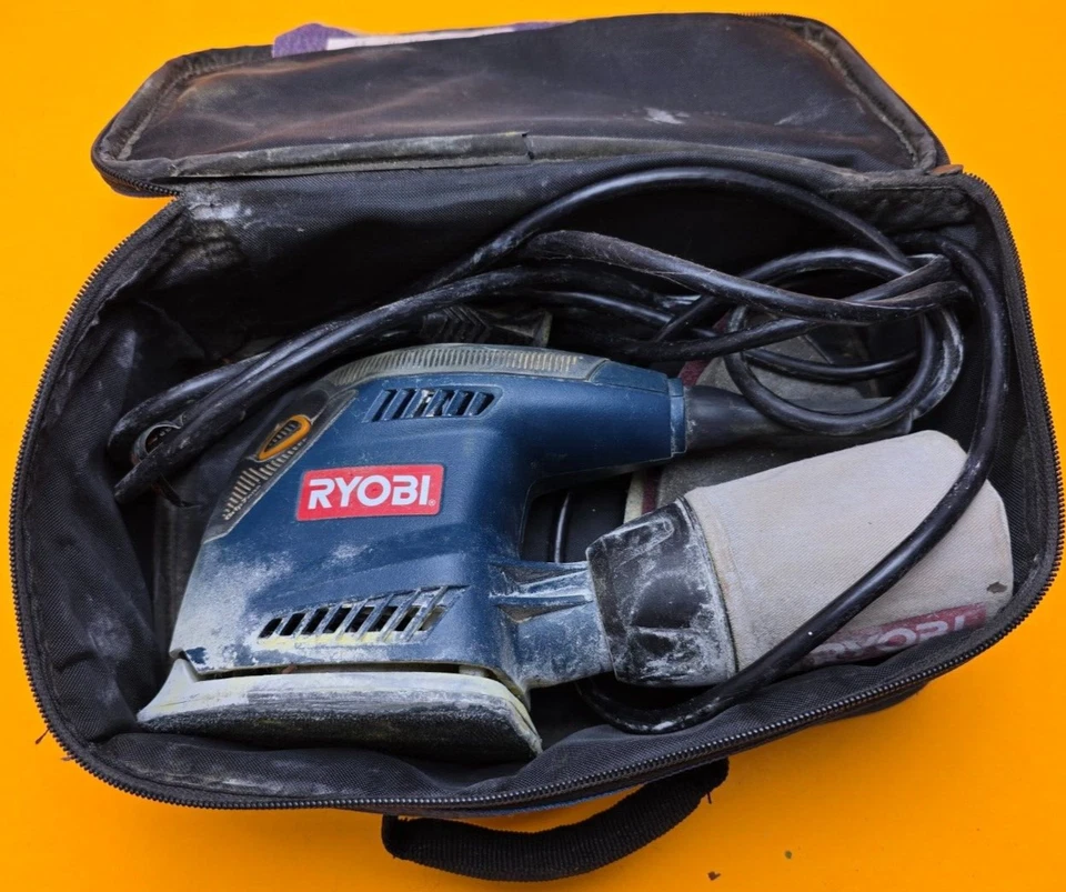 RYOBI CFS1503 1.2 安培有线 5.5 英寸 转角猫砂光机 — 第 3/4 张图片