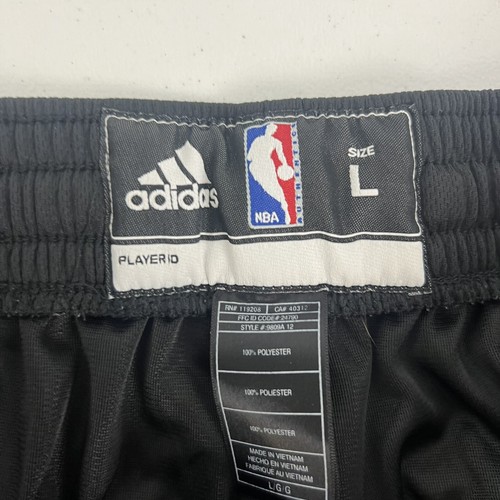 Pantalones Cortos de Baloncesto Brooklyn Nets NBA Adidas Negros Bordados Para Hombre Talla Grande - Imagen 5 de 6