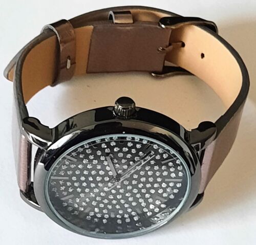 Kessaris Unisex Crystal-Enhanced Black Dial Quartz Watch AW-1411-161 - Picture 3 of 6