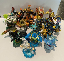 Activision Skylanders Action Fgures Lot of 19
