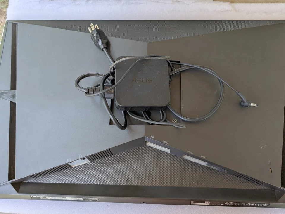 ASUS ROG Swift PG279Q 27 inch Widescreen LED Monitor. No stand - Image 3 of 4