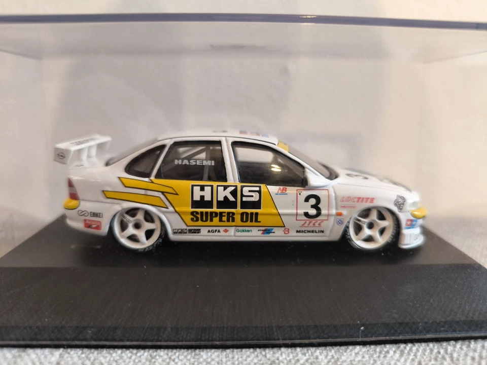 Opel Vectra HKS OPEL TEAM JAPAN JTCC 96 Onyx 1:43 Masahiro Hasemi XT008 - Immagine 3 di 4