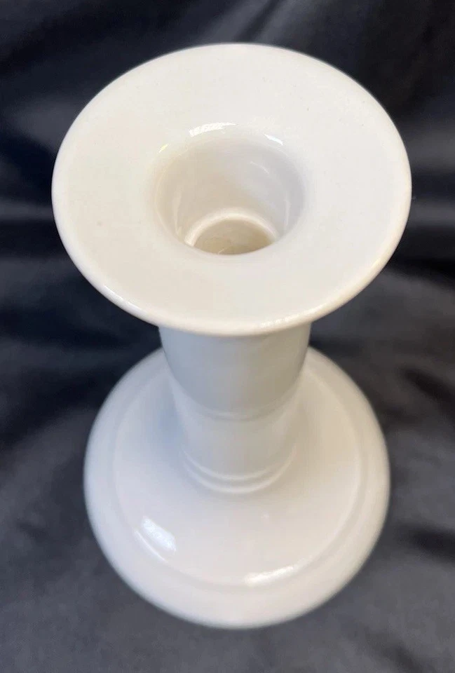 Винтажный белый конический держатель для свечей ATQ Doulton England глазурованная керамика 5 7/8 дюйма - Изображение 3 из 4