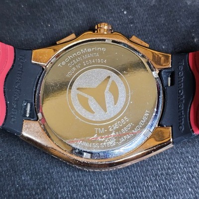 Technomarine Gold Ocean Manta Men display picture 1