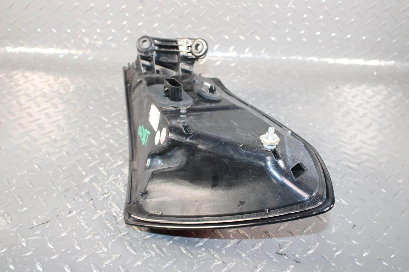 Maserati Ghibli 334 Ultima 2021-2024 Rear Left Outer Side light housing