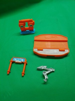 Hot Wheels Ultimate Garage JGL14 T-Rex Chase Replacement Parts Lot
