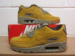 Nike Air Max 90 Winter Womens trainers 