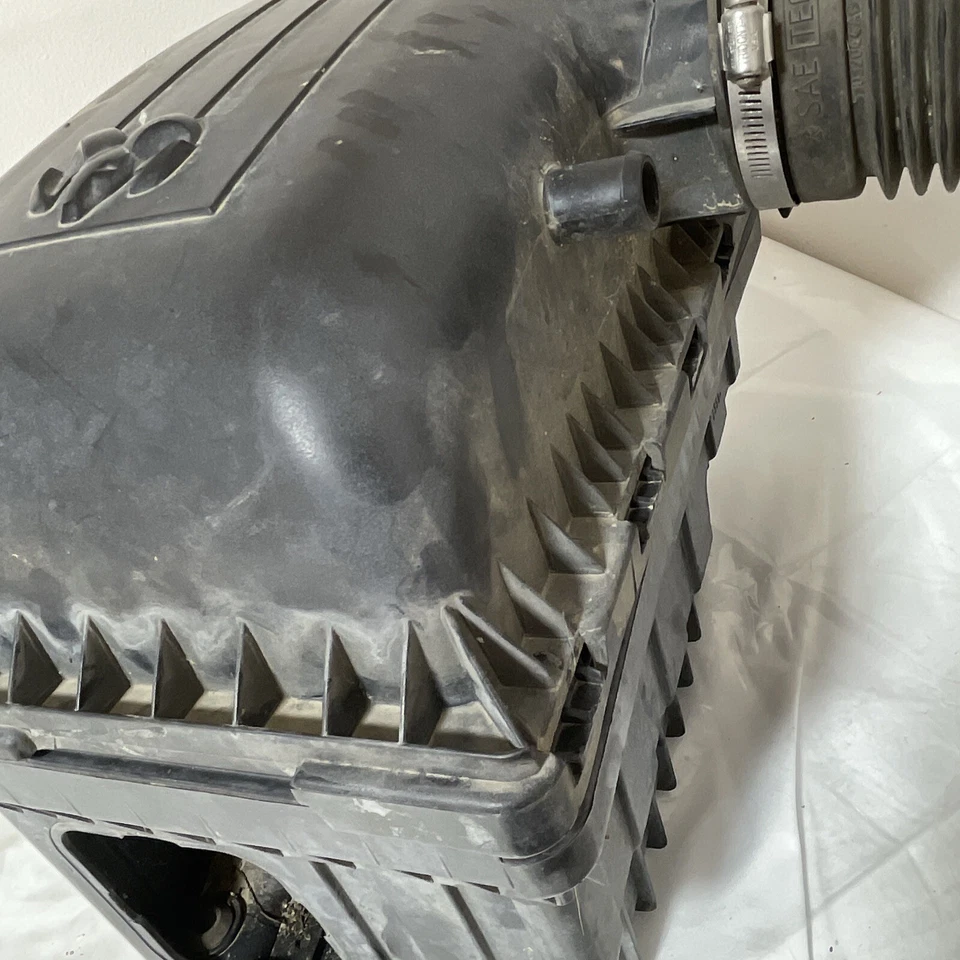 2002-2018 Dodge Ram 1500 2500 3500 conjunto de limpador de ar fabricante de equipamento original com tubo de mangueira de admissão - Imagem 3 de 4