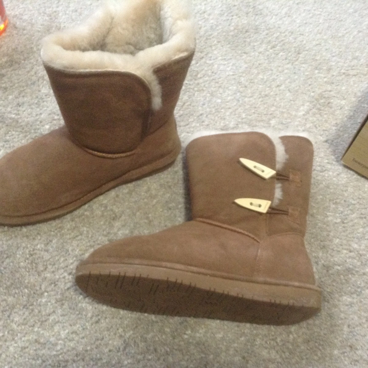 Bearpaw abigail boots hickory top