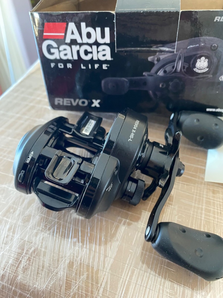 アブガルシア　Revo4　X-HS Abu Garcia Revo X Revo4 X-HS 7.3:1 Right Hand Baitcast Reel