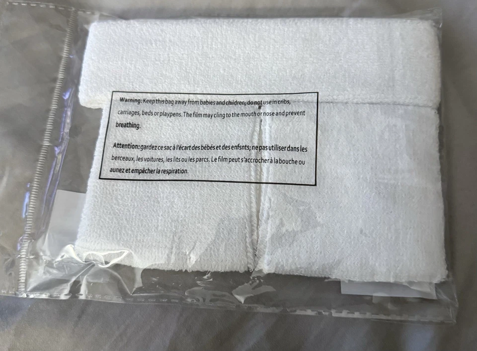 全新 Lilly Pulitzer 白色/粉色运动服腕带套装 (2) 和头带 (1) — 第 2/2 张图片