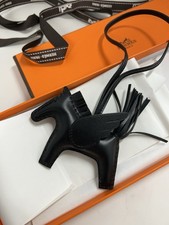 Hermes Rodeo Pegasus Charm PM Milo Lambskin N...