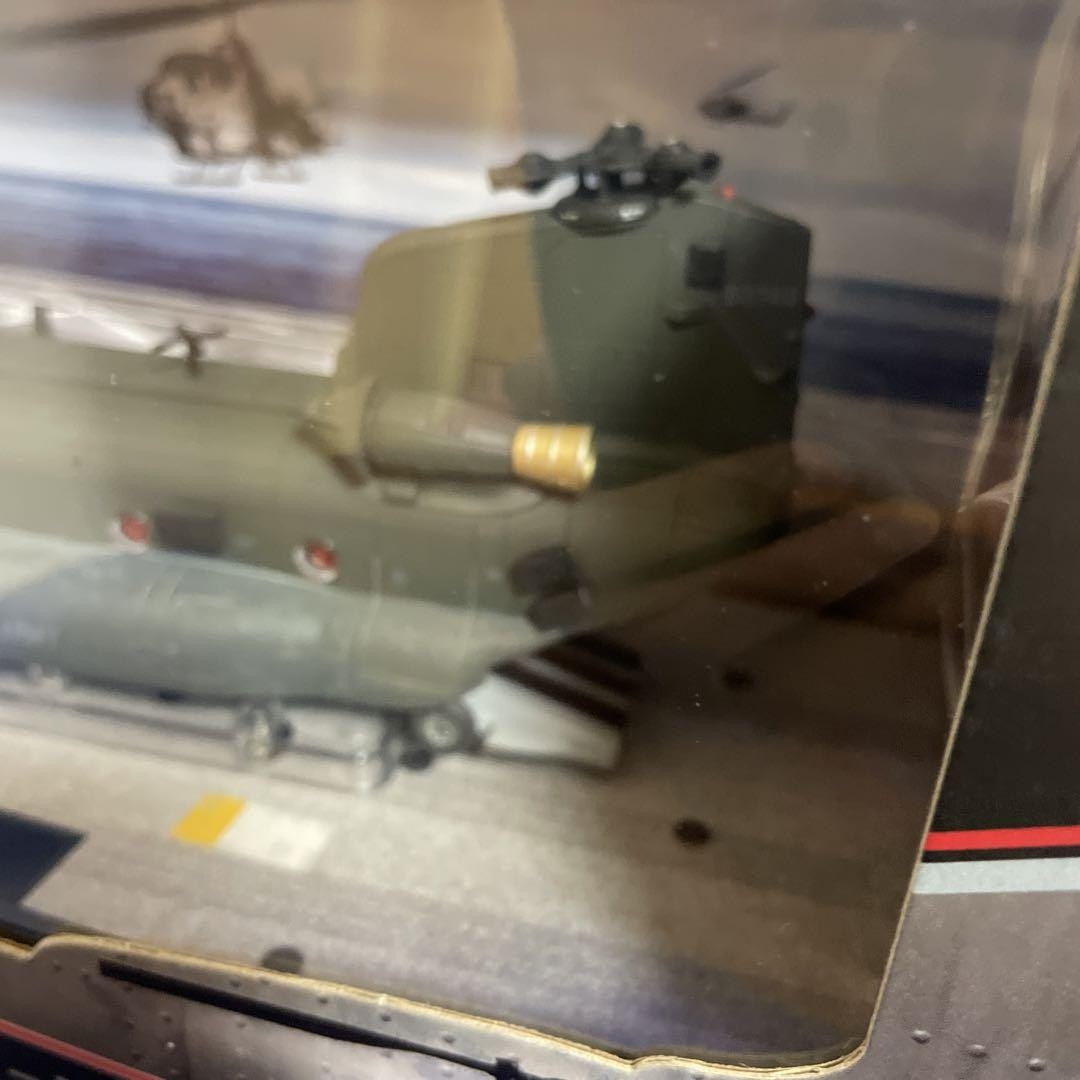 1/72 U.S. ARMY CHINOOK MH-47G Waltersons USASOC Helicopter