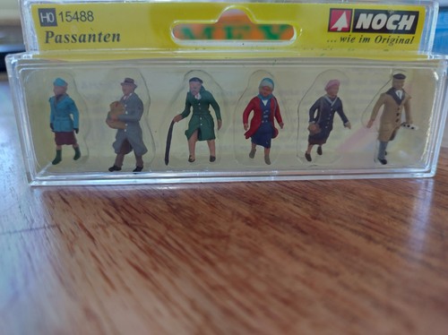 NOCH H0 1:87 - 15488 transeúntes en embalaje original | Condition: Neu
