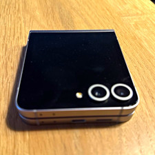 Samsung Galaxy Z Flip6 256 GB Android Klapp-Smartphone Flip-Design grau