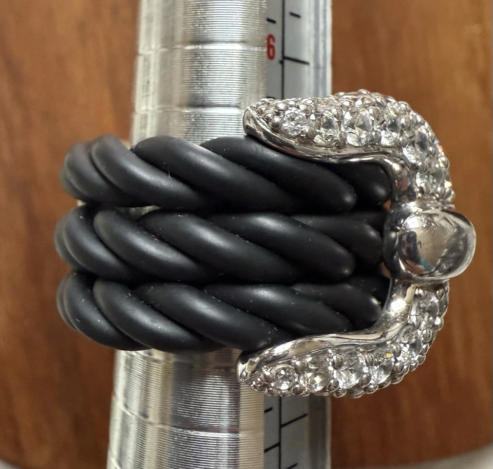 Anillo de hebilla de goma ancho lazo de plata esterlina 925 de diseñador Belle Etoile talla 7 Foto 2 de 4