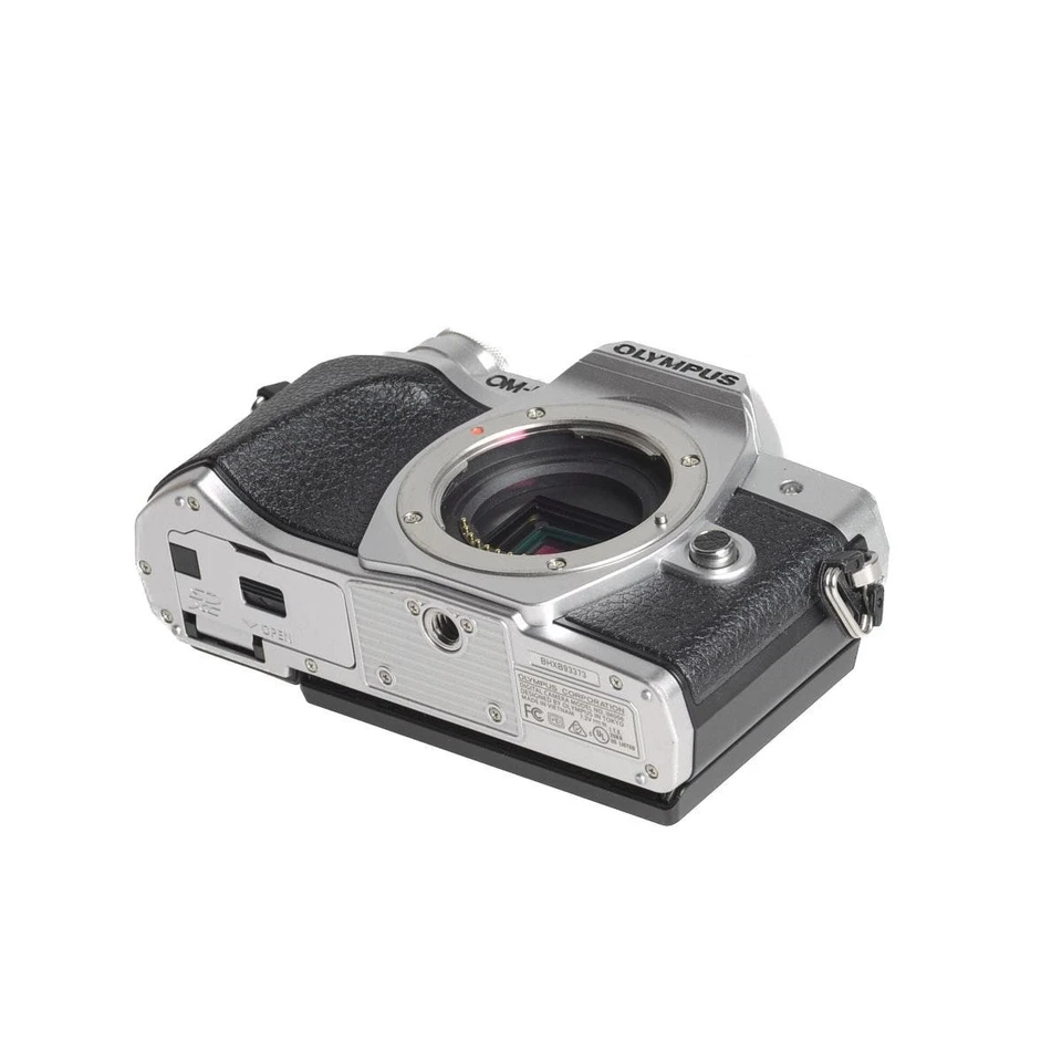 xxxOlympus OM-D E-M10 Mark III fotocamera argento - Immagine 3 di 4