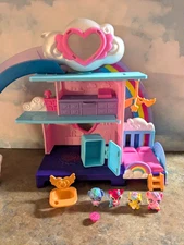 Spin Master HATCHIMALS HATCHI-NURSERY PLAYSET w/Figures & Accessories ~  VGUC!