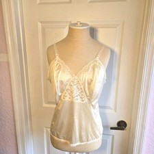 Sears Vtg Camisole Nylon Lace Cream size 36 M Made In USA Lingerie Romantic