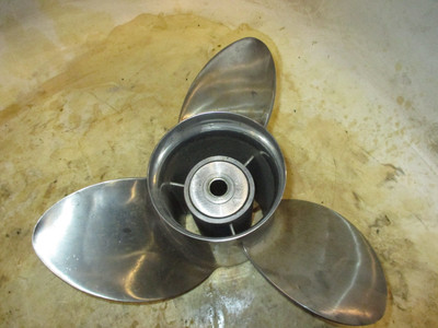 Yamaha 350hp 4 stroke outboard counter rotation stainless steel ...