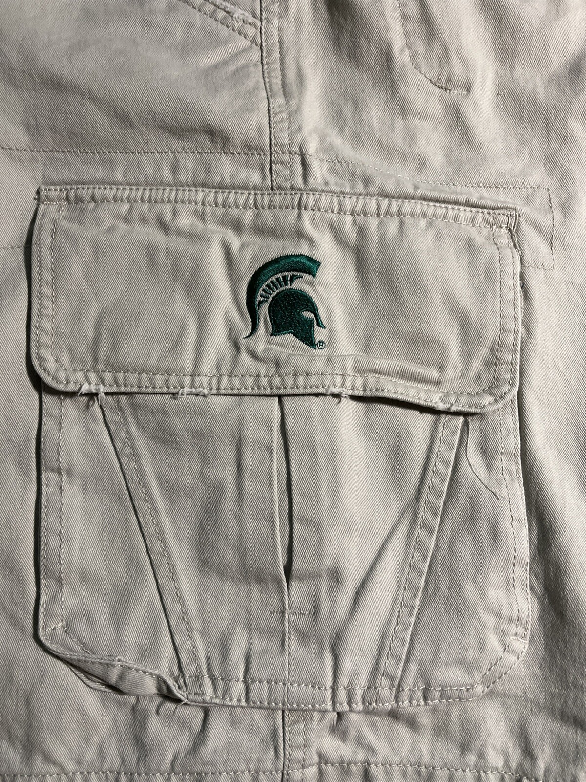 Picture 2 of 24