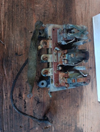 Willys Truck Wagon MB ford GPW Voltage Regulator 6 Volt Parts 8F VRA-72 AUTOLITE - Picture 3 of 17