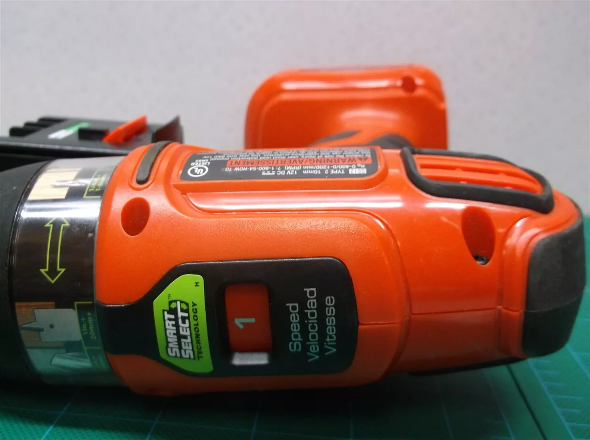 Black & Decker SS12 12V Smart Select Technology Drill & Battery No Charger