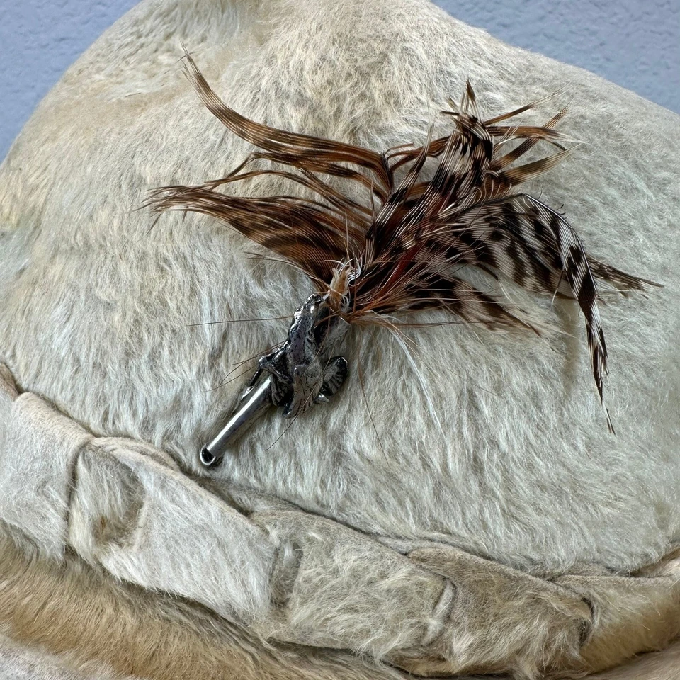 1950s Golden Coach Dobbs Beaver Fedora Hat Feather Accent Made in Canada SZ 7 - Image 2 of 4