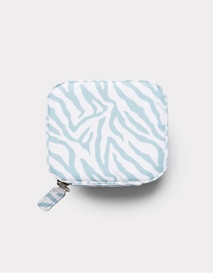 FabFitFun Milly Traveling Jewelry Case, Blue, Animal Print, Faux Leather, Nice!