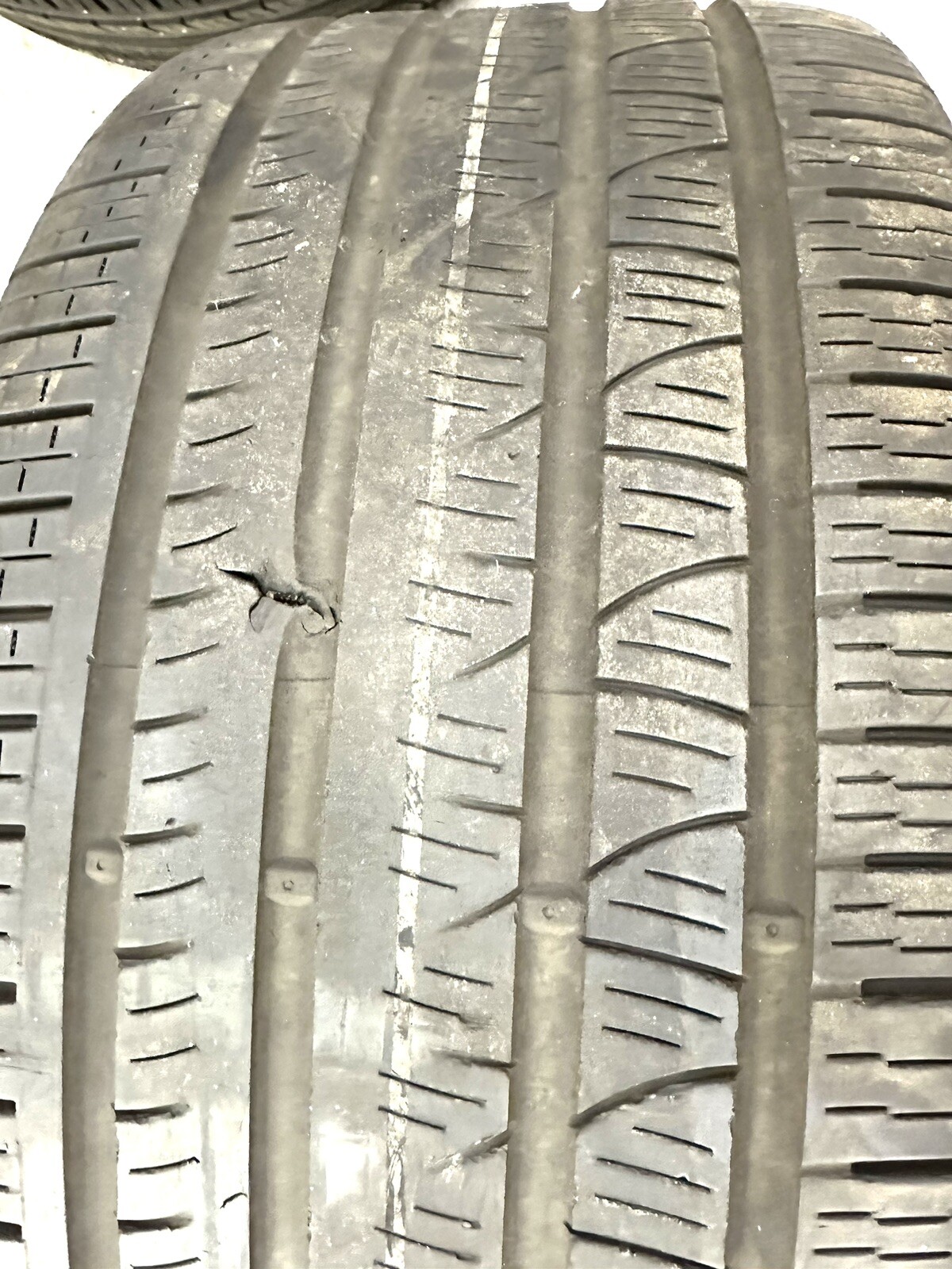 Rear Maserati Levante 19" Wheels 10.5JX19 Rim OEM Factory 670044704 w/ Tires