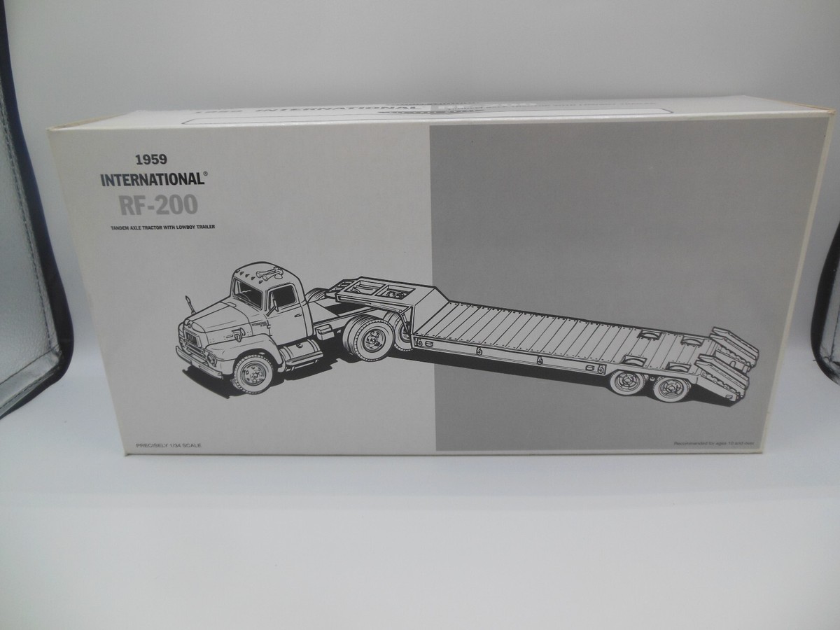 First Gear 1/34 Scale 19-2075 1959 International RF200 Tractor Trailer La Crosse