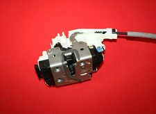 Mercedes A-Klasse W176 Türschloss Verriegelung Tür Vorne Links A 1667200135 Mercedes A-Klasse W176 Türschloss Verriegelung Tür Vorne Links A 1667200135