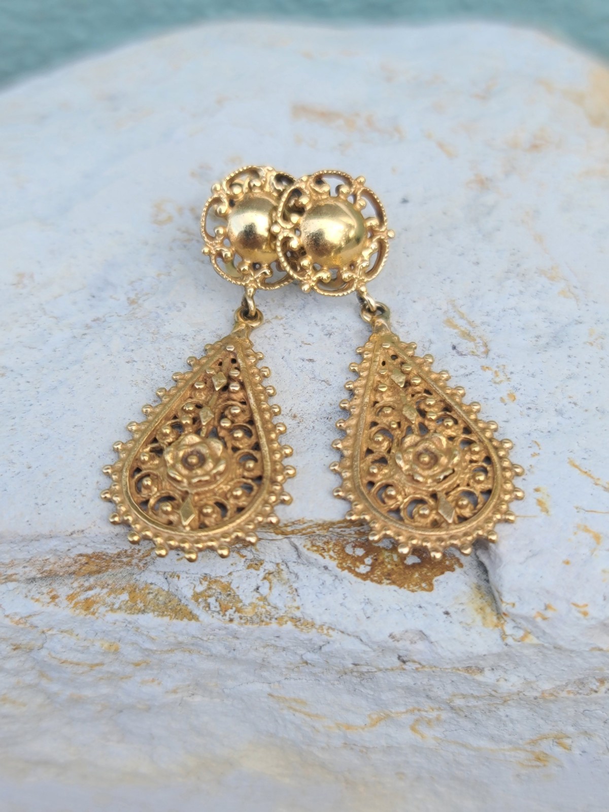 VTG 14k Solid Yellow Gold Stud Dangle Screwback E… - image 2