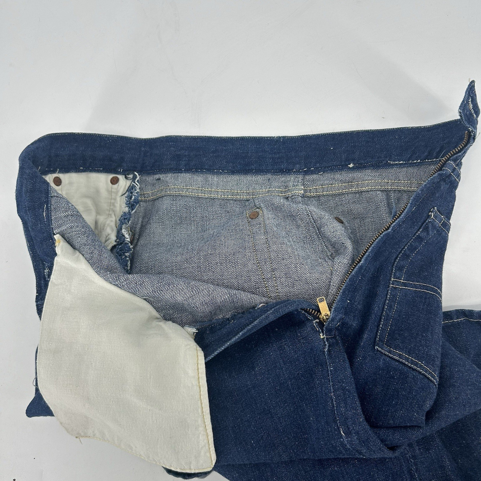 1940s Levis Jeans 701XX Big E Selvedge side zipper Original vintage Womens W28 image 10