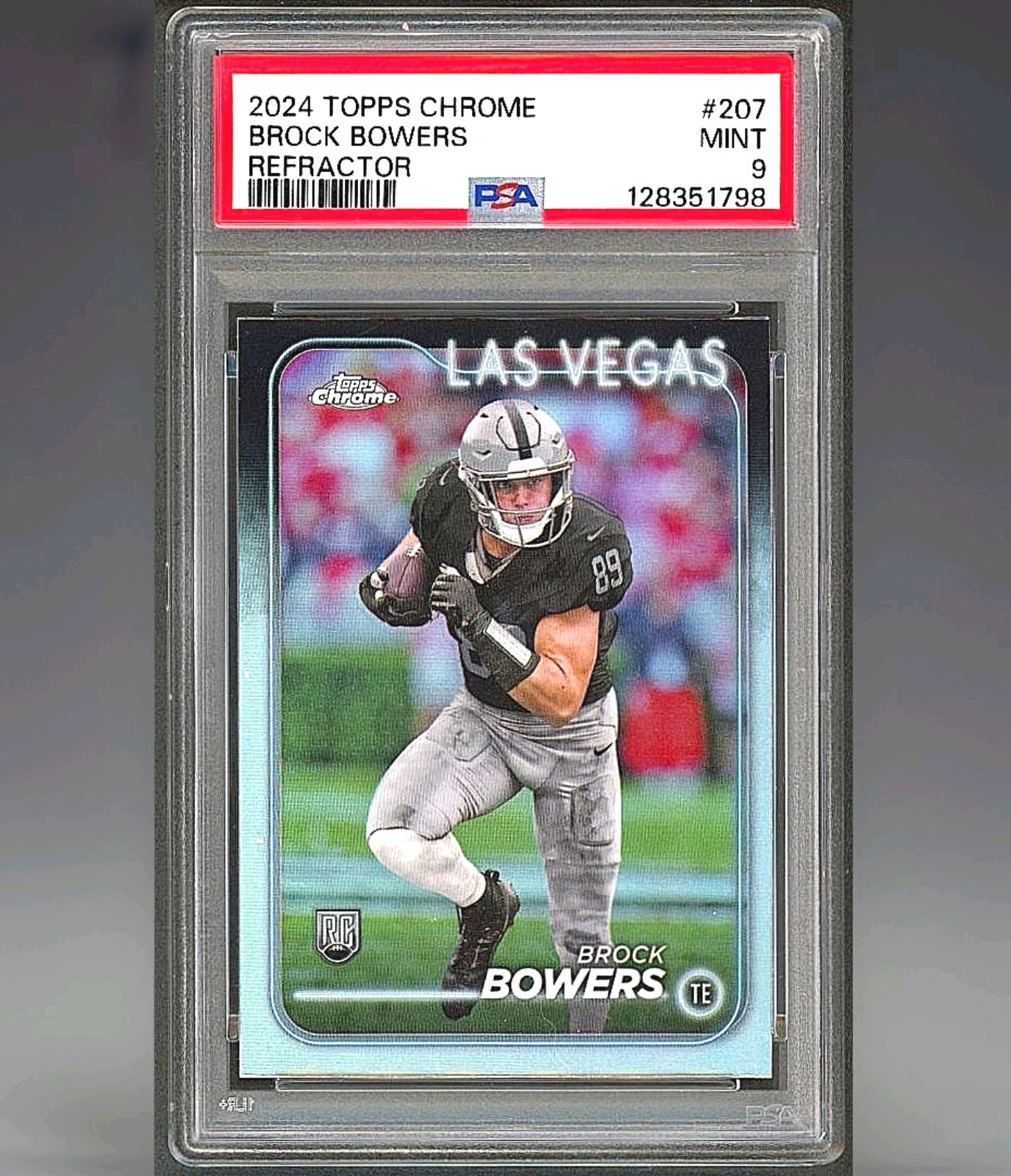 2024 Topps Chrome - Brock Bowers (RC) Rookies Refractor #207 PSA 9