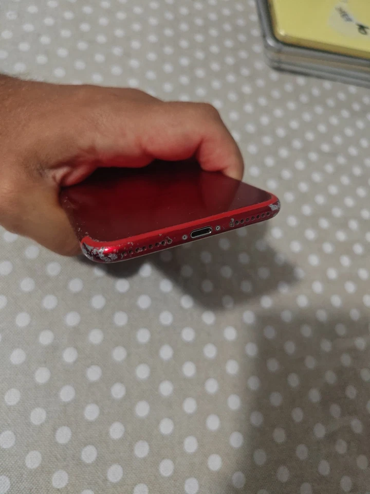 Apple iPhone 7 Plus Rosso Product Red A1661 3188 - Immagine 3 di 4